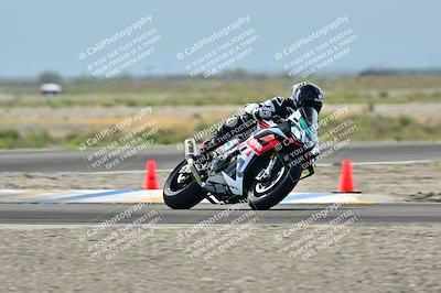 media/Apr-18-2025-TrackDaz (Fri) [[45f5874c44]]/B Group/Session 2 (Turn 7)/